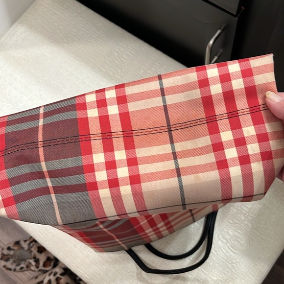 Burberry Red House Check Tote - Picture 11 of 11